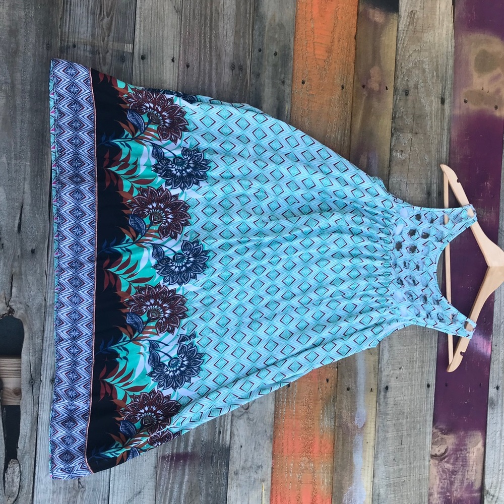 Springtime dress - Picture 4 of 4